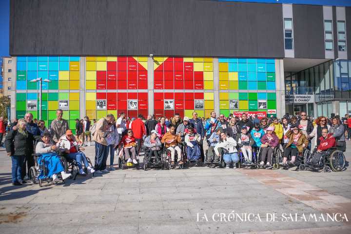 En imágenes | Aviva hace que marche Salamanca