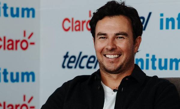 Checo Pérez se "vengó" del periodista influyó en su salida de Red Bul