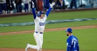 Dodgers vence a Toronto en el segundo juego más largo de la Serie Mundial; Freddie Freeman da victoria a Los Angeles