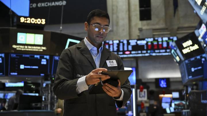 Wall Street abre a la baja ante las nuevas tensiones entre EEUU y China