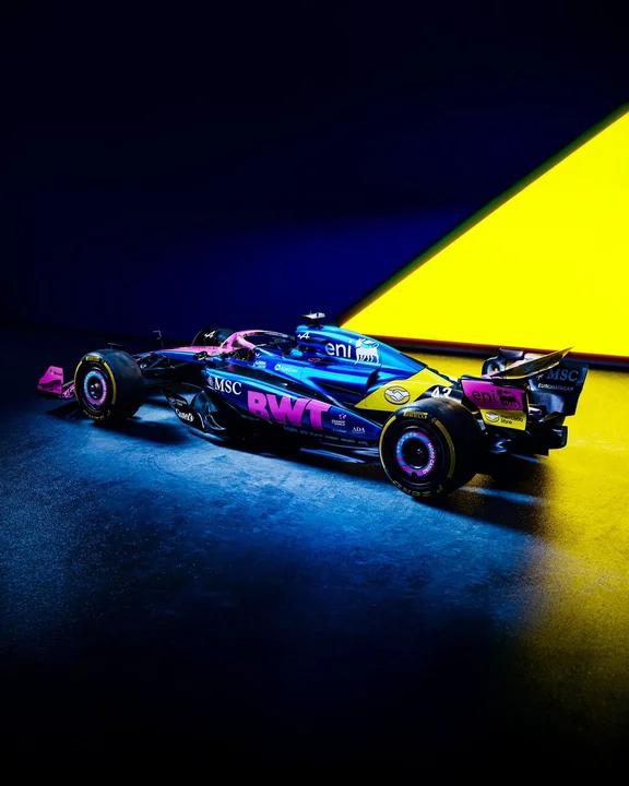 Con Neymar y Colapinto como protagonistas, Alpine presentó sus nuevos colores para el GP...