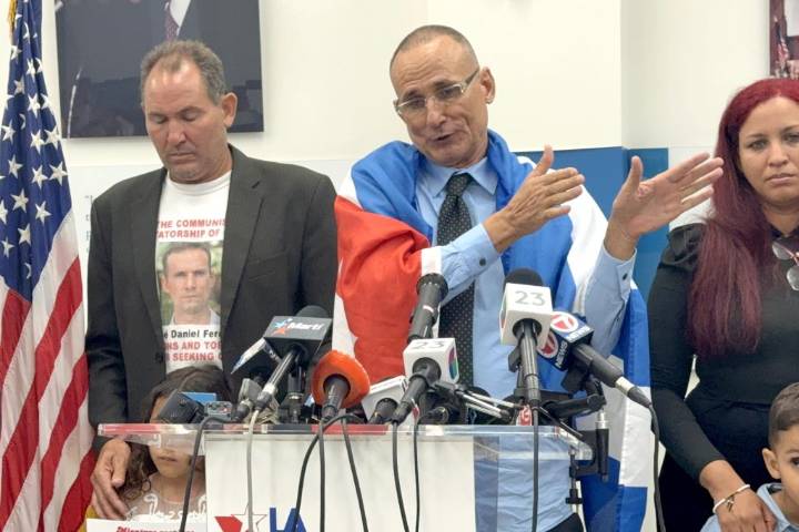 José Daniel Ferrer llega a EE.UU. y pide apoyo para terminar...