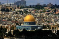 Israel approves ceasefire in Gaza, hostage exchange framework