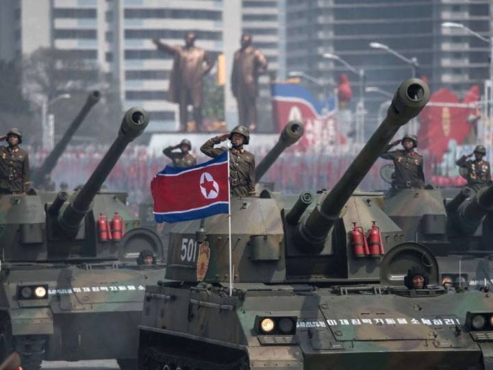 “Evolucionar como fuerza invencible”: así es el nuevo misil intercontinental de Corea del Norte capaz de alcanzar EE.UU.