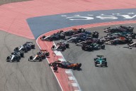 Tremenda Sprint del GP de EE.UU. de la Fórmula 1: los McLaren chocan en la primera curva y Verstappen se acerca al milagro