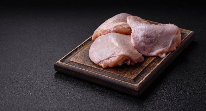 Colombianos en Minnesota: atención al retiro masivo de pollo procesado por contaminación con metal