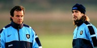 Las inéditas anécdotas de Bielsa en la Selección: el líder silencioso, el día que ofendió a Batistuta y el ayudante de Scaloni que lloró en un vestuario