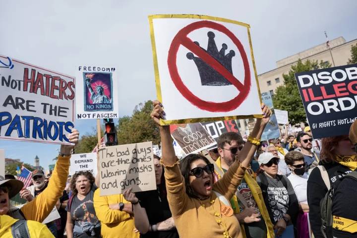 Miles participan en la marcha No Kings contra Trump en EU y CDMX