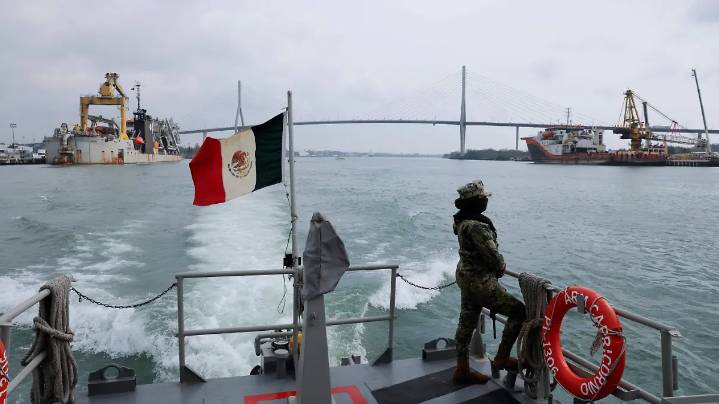 Un cartel mexicano levanta un imperio de contrabando de combustible con buques