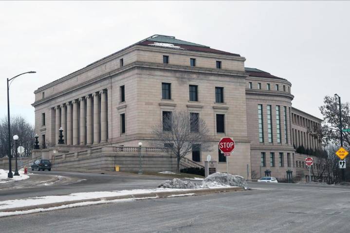 Minnesota Supreme Court to rule on transgender athlete’s right to compete in women’s powerlifting