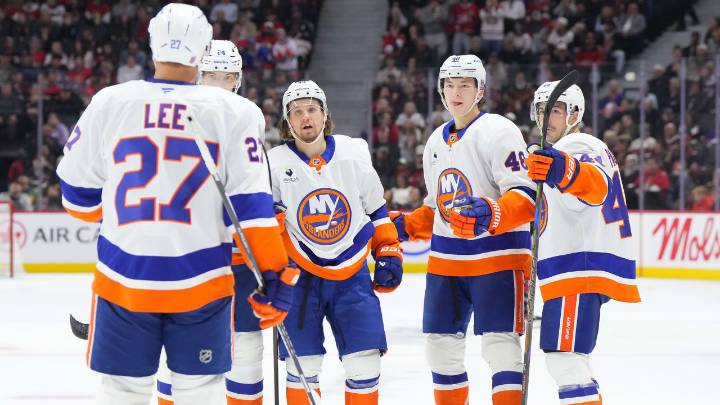 Lee scores late in 3rd, Islanders rally past Senators