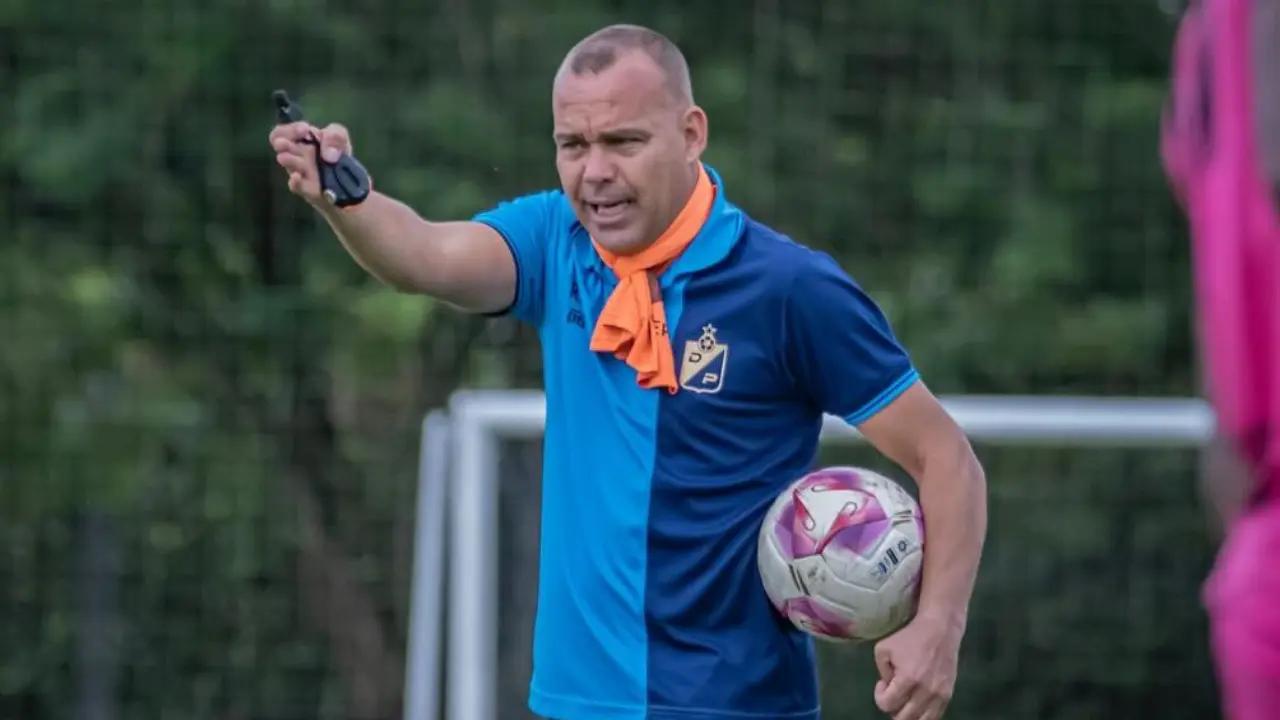 Pereira, cada vez, toca más fondo: el técnico Rafael Dudamel no va más y figuras saldrían corriendo