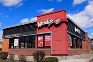 Wendy’s Employee Facing Charges After Allegedly Locking Teenage Customers Inside Store