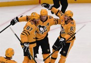 Penguins beat Islanders in home opener at PPG Paints Arena