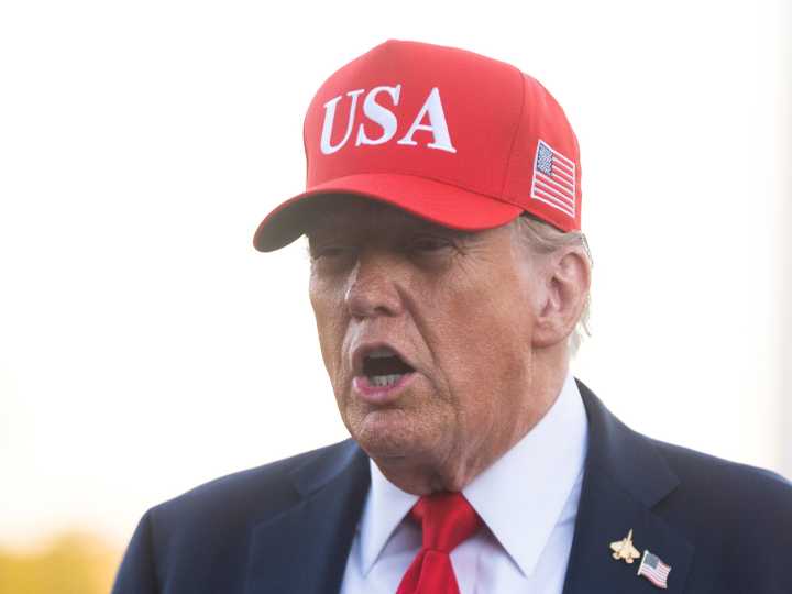 Cómo es el plan de Trump que dejaría a miles de retirados sin beneficios del Seguro Social en Estados Unidos