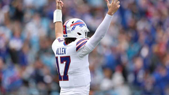 Most Bills vs. Chiefs predictions see gloomy Sunday in WNY. But one expert disagrees