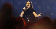 Laura Pausini anuncia disco de covers con versiones de Bad Bunny y Joan Sebastian