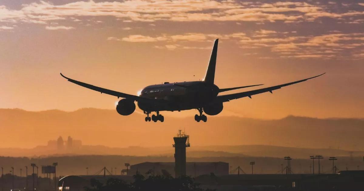 ¡El AIFA en el ojo! EU revoca 13 rutas de aerolíneas mexicanas y deja vuelos afectados