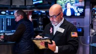 S&P 500 posts winning week, but Friday rally fizzles: Live updates