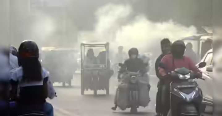 PM2.5 pollution led to over 17 lakh deaths in India in 2022, fossil fuels caused nearly half: Report