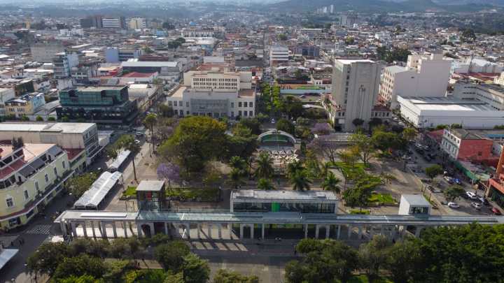 Hallan bolsas con cadáveres en capital de Guatemala