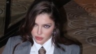 Sofía Gonet se sumó a la corbatamanía que aman las famosas