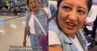Ella pensaba que iban a visitar a sus parientes en México: joven lleva a su madre a un viaje sorpresa a París