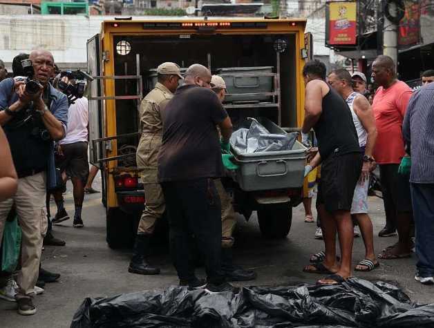 Cuerpos en las favelas: alarmante saldo tras megaoperativo policial en Río de Janeiro