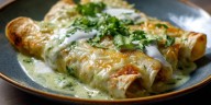 Prepara enchiladas suizas, la receta ideal para comer en casa