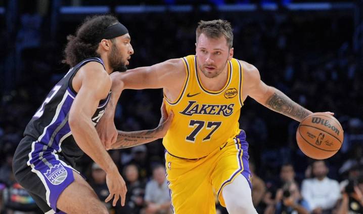 Lakers get long-awaited dress rehearsal in preseason finale against Kings
