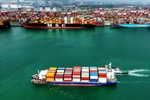 China accuses US of ‘double standards’ over new tariffs threat