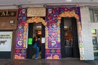 El Oxxo también se viste de Alfeñique