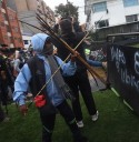 Cuatro policías heridos con flechas durante protestas contra EE.UU. en Colombia