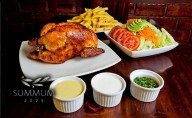 Este restaurante venció a todas las pollerías del Perú y tiene el mejor pollo a la brasa del país, según Premios Summum 2025