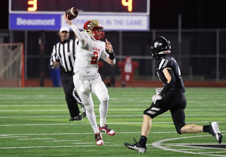 Football Roundup: Athens blanks rival Troy for third win of the year