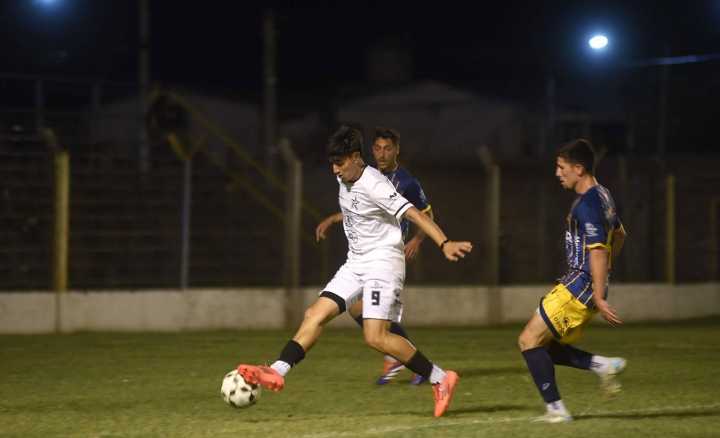 All Boys goleó a Racing de Castex