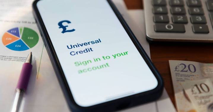 DWP issues warning to Universal Credit claimants who move in with a partner