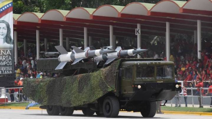 Los misiles Igla-S: el poder portátil que Maduro presume en medio de la tensión con EE UU