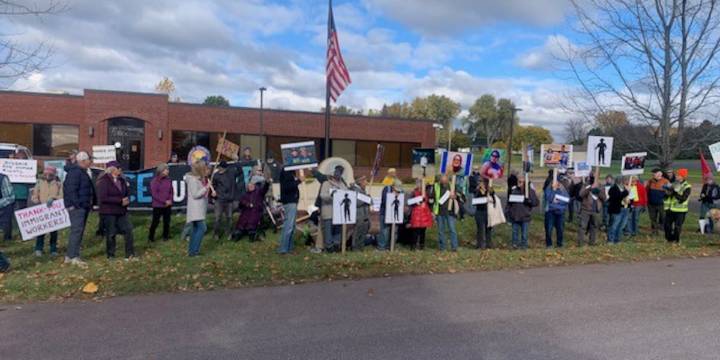 Over 150 protesters rally against ICE in Franklin County
