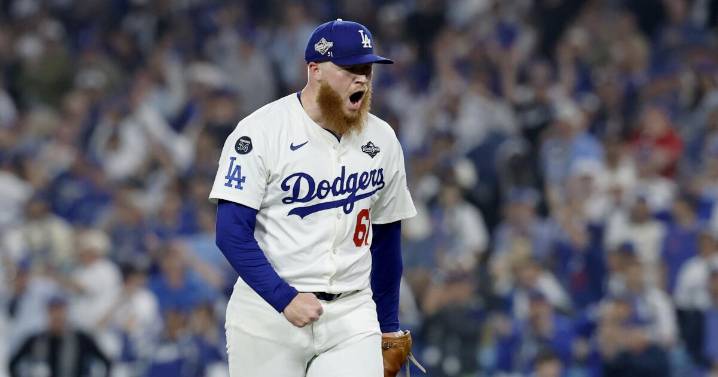 Commentary: 'Above and beyond.' How Dodgers' bullpen dug deep and won Game 3 of the World Series
