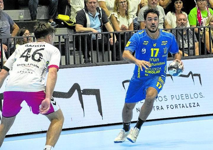 El Bidasoa sentenció al Nava con Maciel y contraataques