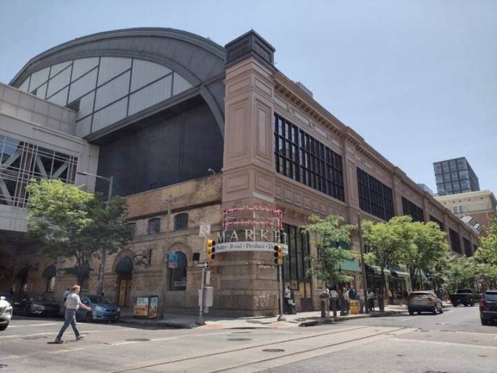 Man killed in morning shooting at Philadelphia’s 15th and Market station