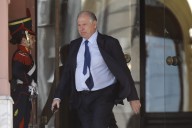 Estuvo menos de un año. Gerardo Werthein le presentó a Milei su renuncia como canciller