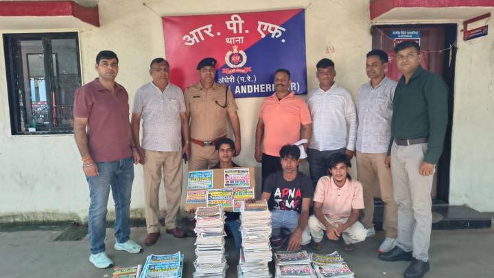 `Tantrik` nabbed while defacing Mumbai local at Andheri Station with 600 posters