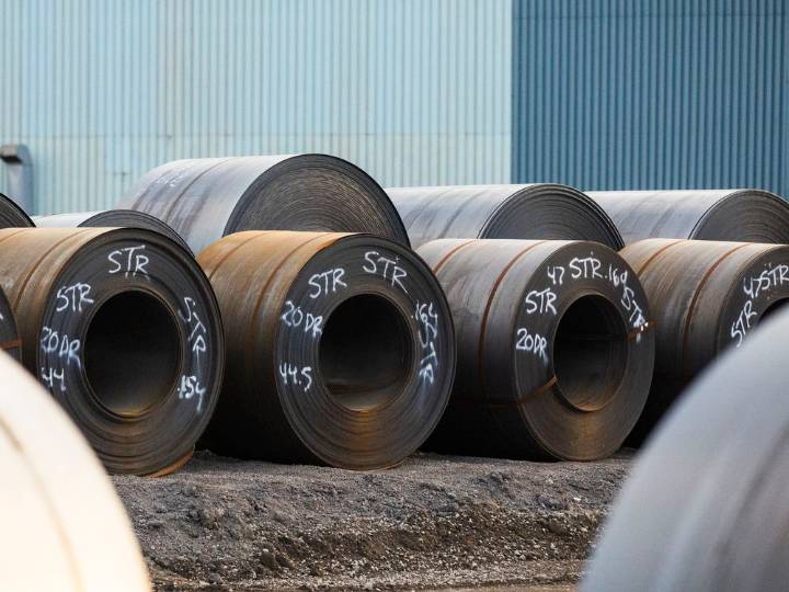 Algoma steel CEO steps down as losses from tariffs continue