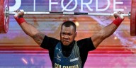 Yeison López hizo historia en el Mundial de Pesas: impuso récord mundial y se llevó tres medallas