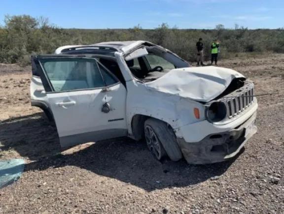 Tres personas resultaron heridas tras el vuelco en la Ruta 251