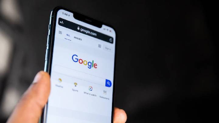 Understanding Google’s Num 100 update and what it means for SEO reporting and news website traffic
