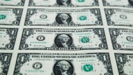 Peso se aprecia a pesar de incertidumbre por cierre del gobierno de EU y futuro del T