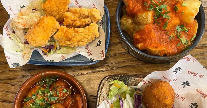A new all-you-can-eat restaurant has opened in Leeds city centre - take a look at what you can feast on